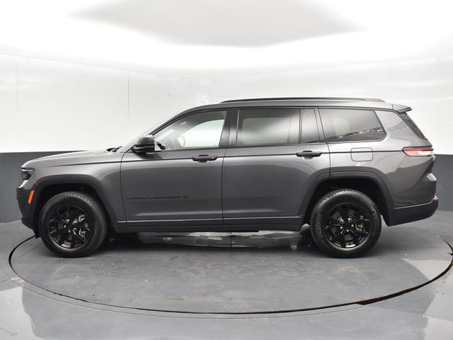 2024 Jeep Grand Cherokee Altitude photo 9