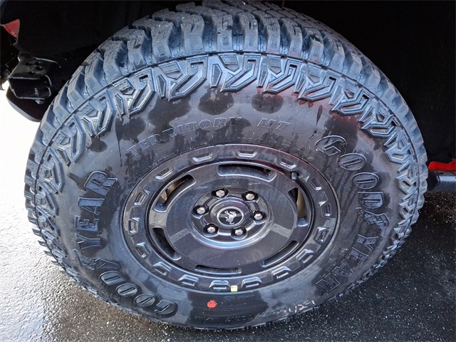2024 Ford Bronco Black Diamond photo 4