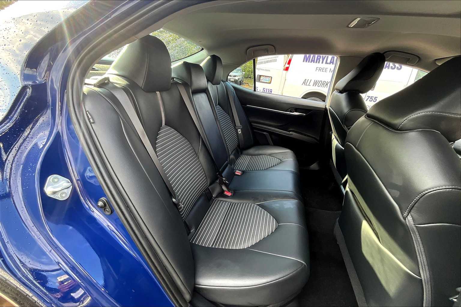 2023 Toyota Camry Hybrid SE photo 18