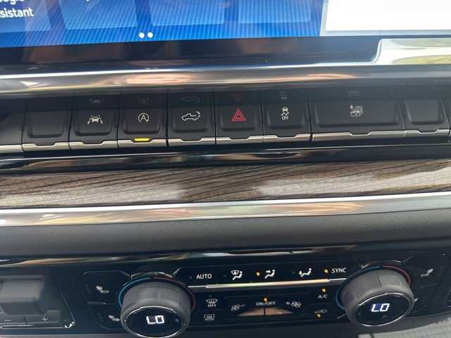 2025 Chevrolet Silverado 1500 LT photo 21