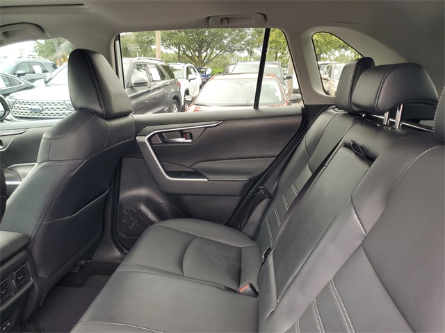 2022 Toyota RAV4 XLE Premium photo 27