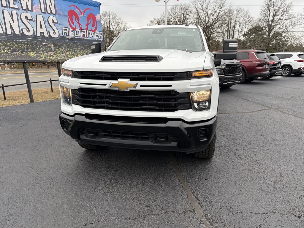 Used 2024 Chevrolet Silverado 2500HD Custom with VIN 2GC4YME71R1104828 for sale in Little Rock