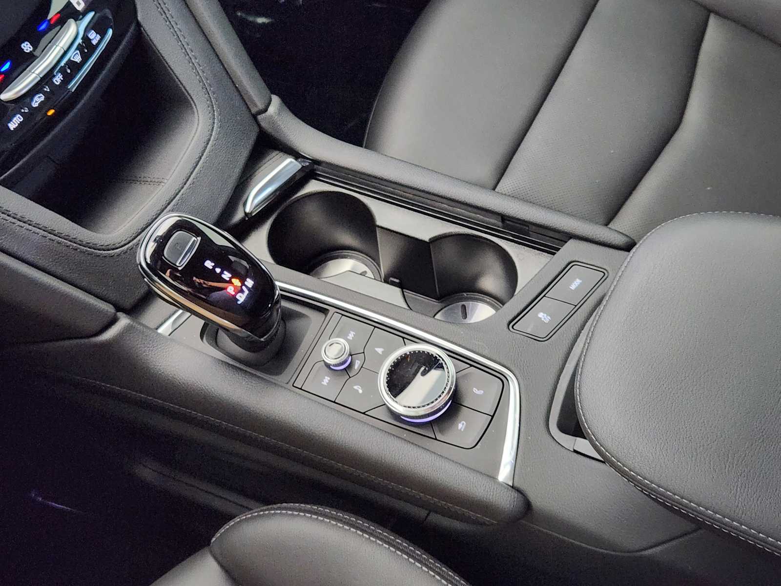 2025 Cadillac XT5 Sport photo 14