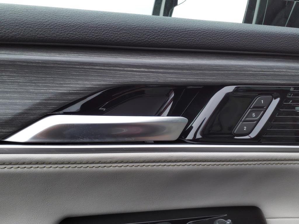 2024 Jeep Wagoneer Series II photo 7