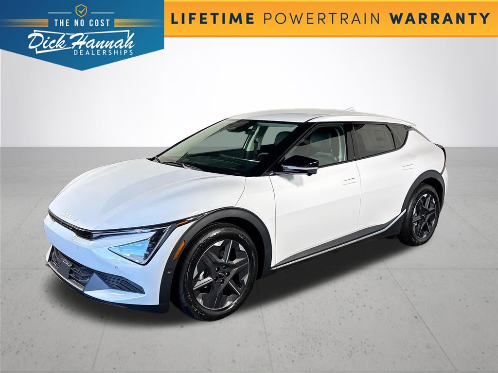 2025 Kia EV6 Light L/R's photo