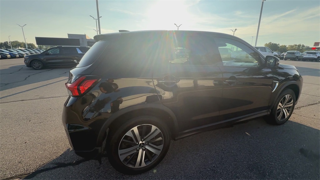 2022 Mitsubishi Outlander Sport SE photo 4