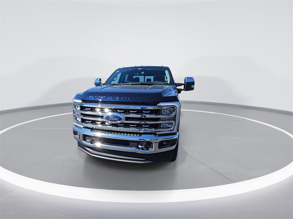 2024 Ford F-250 Lariat photo 3
