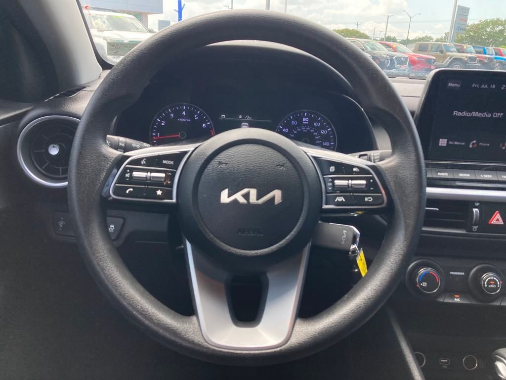 2023 Kia Forte LXS photo 14