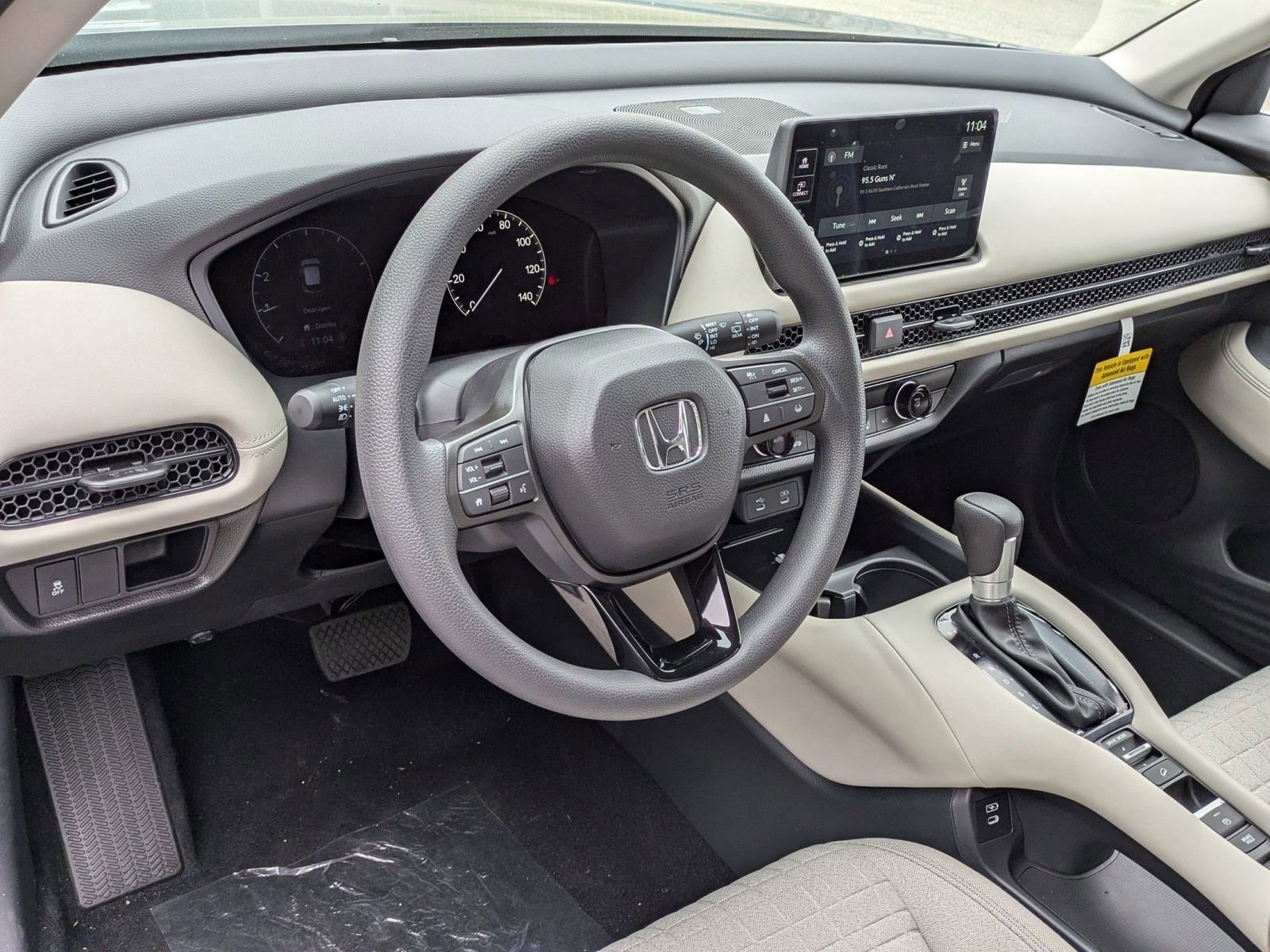 2026 Honda HR-V LX photo 7