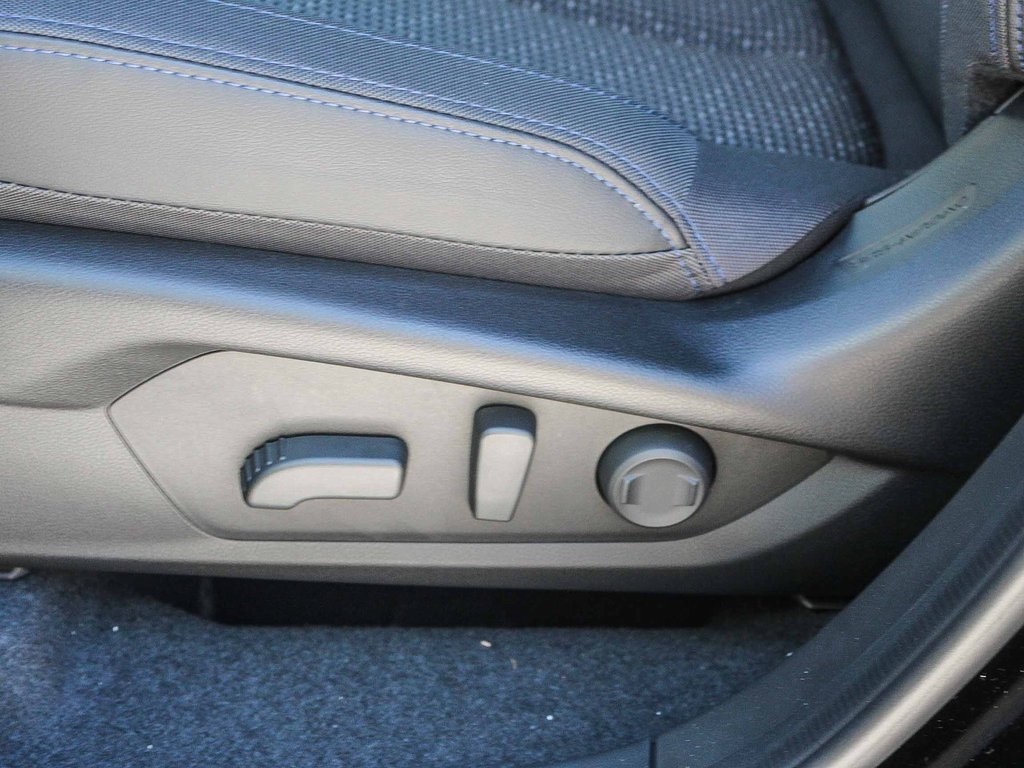 2025 Subaru Forester Premium photo 20