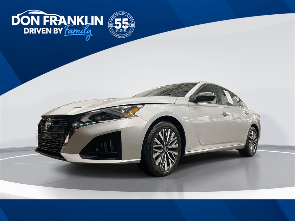 2024 Nissan Altima SV's photo