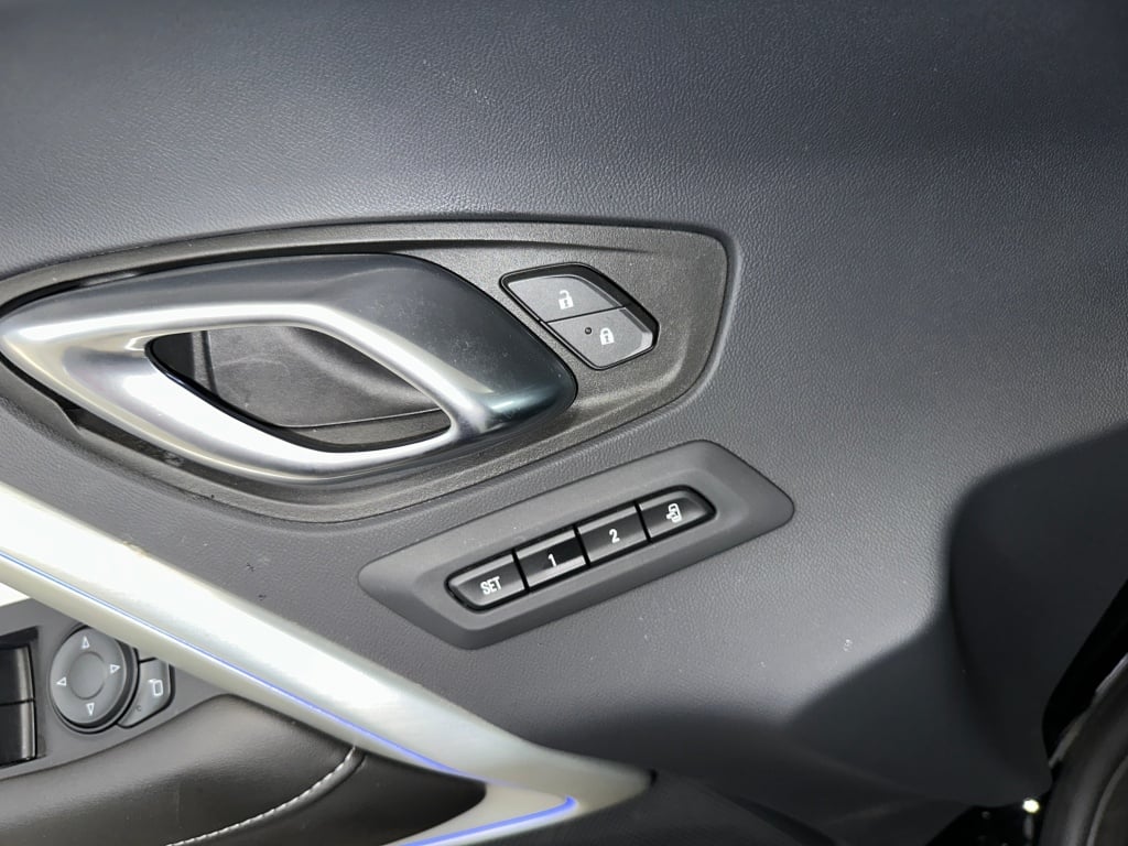 2023 Chevrolet Camaro 2SS photo 6