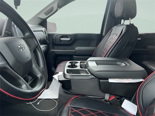 2021 Chevrolet Silverado 1500 Custom Trail Boss photo 3