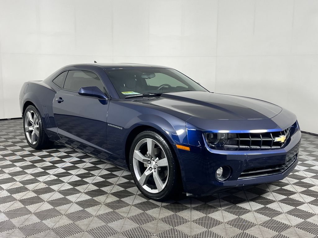 2011 Chevrolet Camaro 1LT photo 3