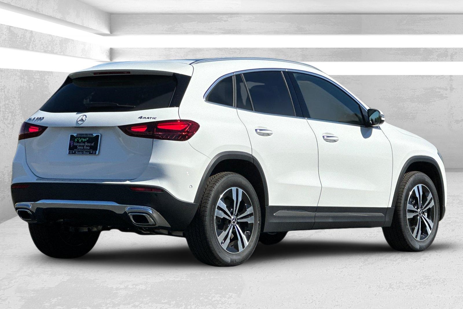 2026 Mercedes Benz GLA 250 4MATIC photo 3