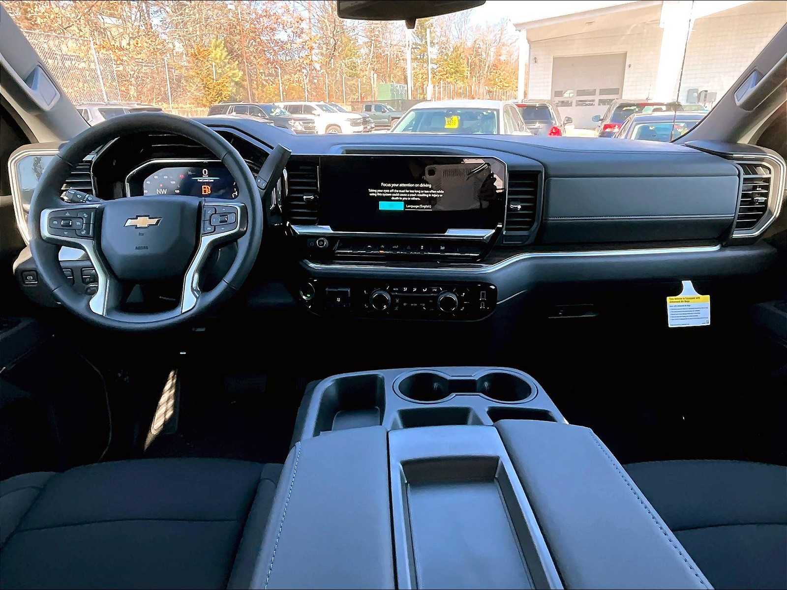 2025 Chevrolet Silverado 1500 LT photo 11