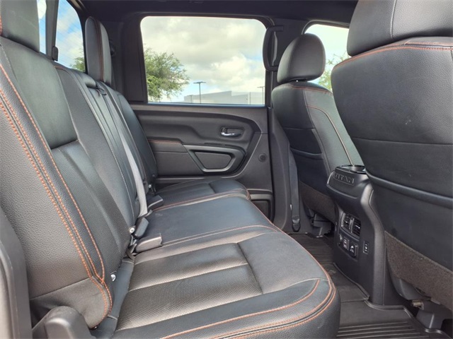 2023 Nissan Titan PRO-4X photo 8
