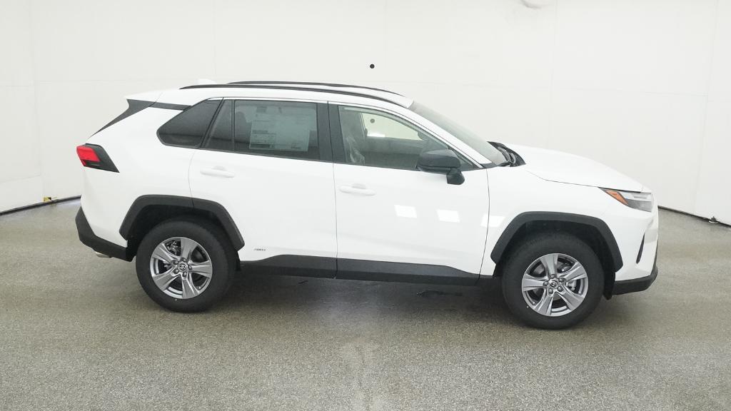 2025 Toyota RAV4 Hybrid LE photo 24
