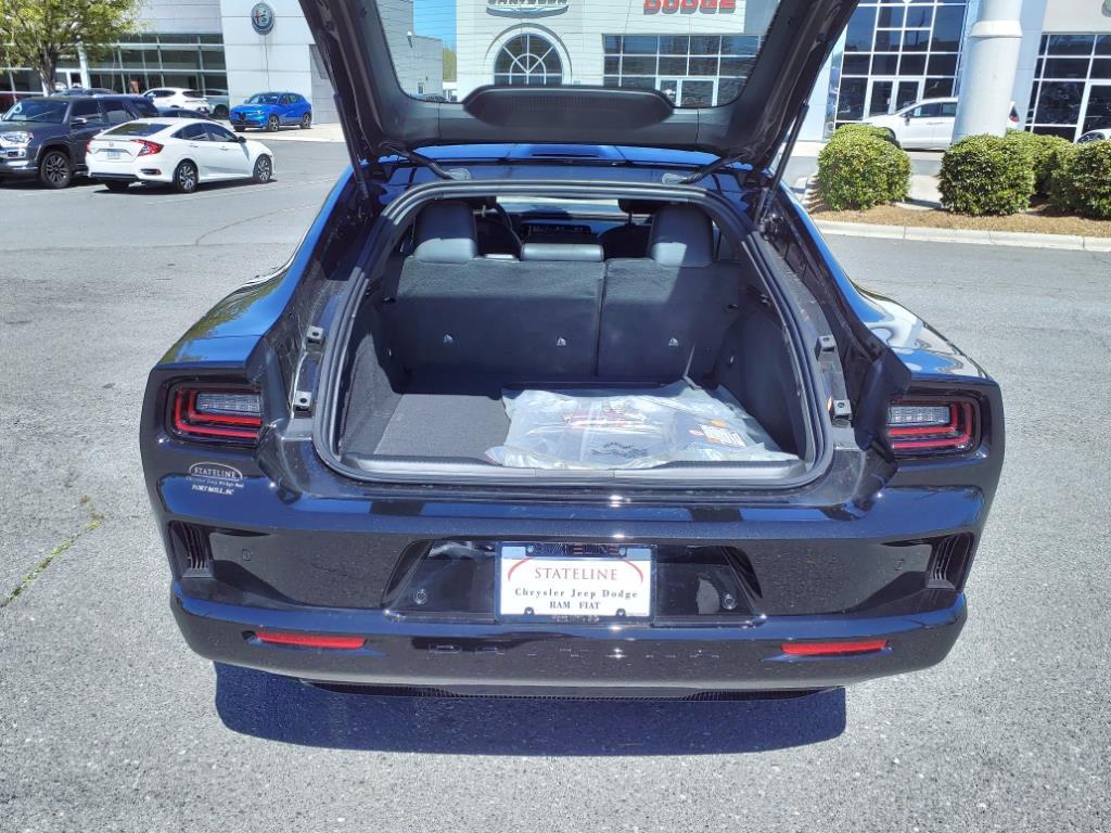 2025 Dodge Charger R/T photo 20