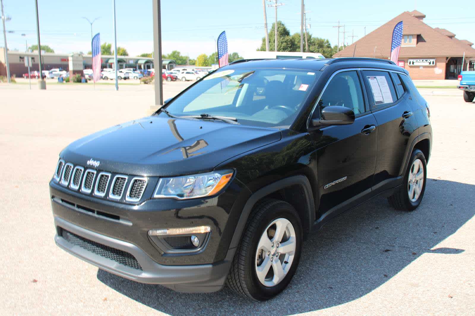 2020 Jeep Compass Latitude photo 4