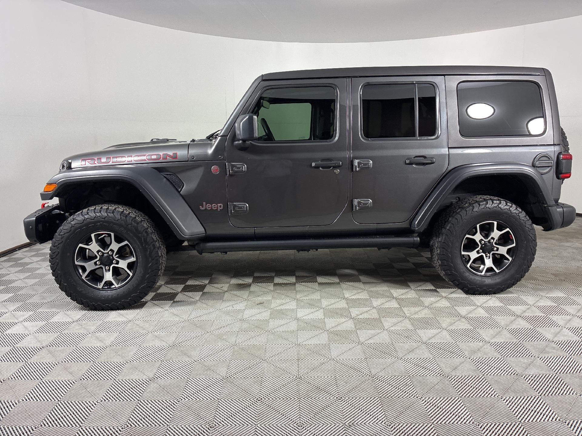 2019 Jeep Wrangler Unlimited Rubicon photo 2
