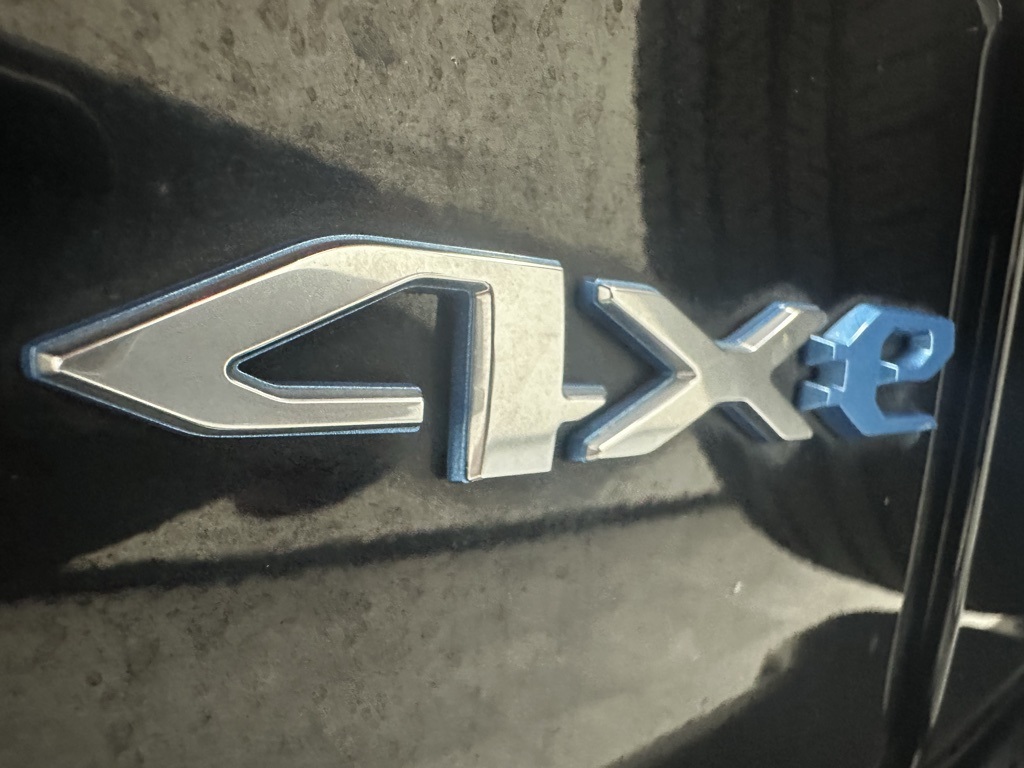 2024 Jeep Wrangler Sahara 4xe photo 5