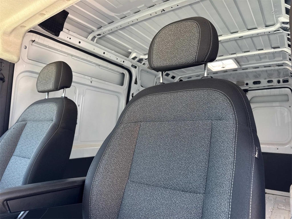 2023 Ram ProMaster 2500 Cargo Van photo 31