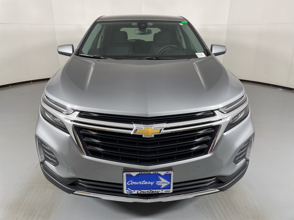 2024 Chevrolet Equinox LT photo 3