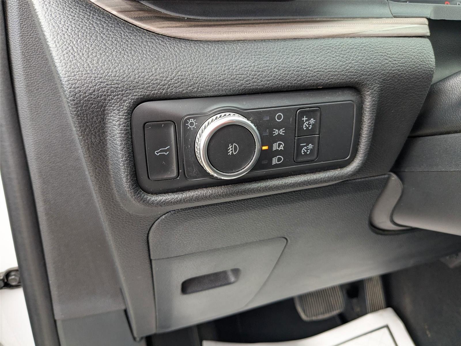 2021 Ford Explorer Limited photo 17