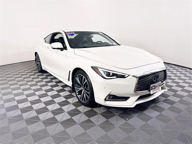 2022 INFINITI Q60 Coupe LUXE's photo