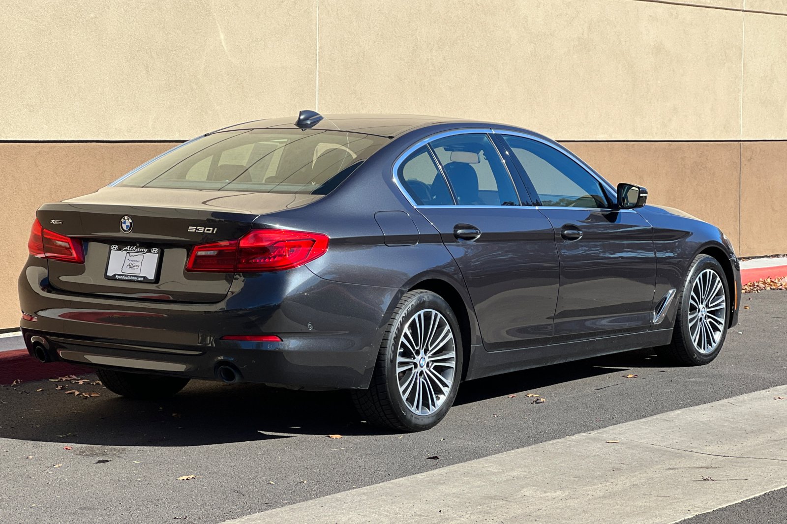 2019 Bmw 530i xDrive Sedan photo 3