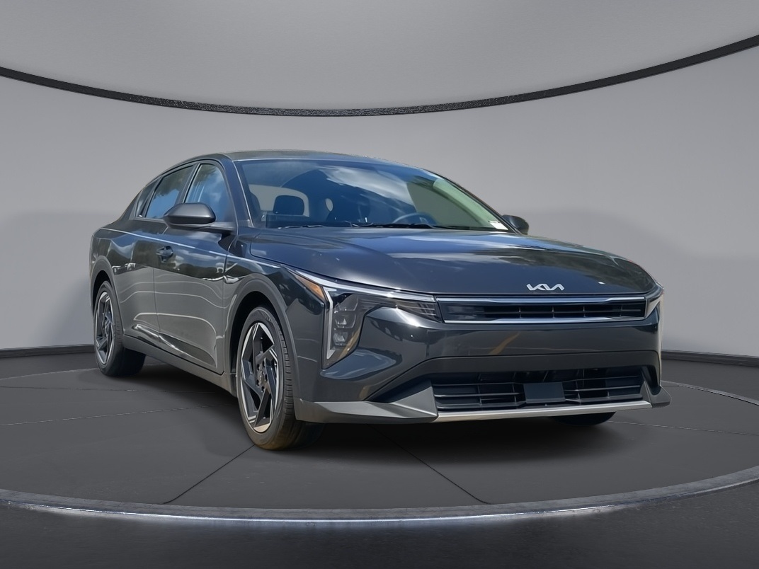 2025 Kia K4 EX's photo