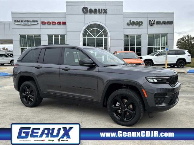 2025 Jeep Grand Cherokee Altitude's photo