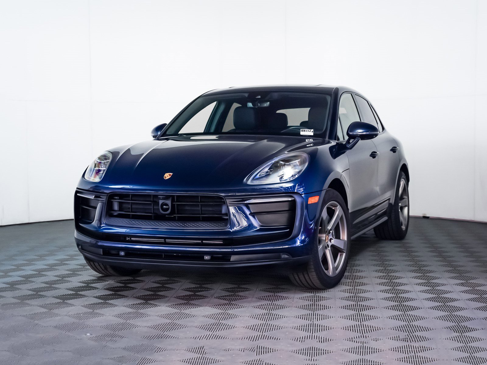 2022 Porsche Macan