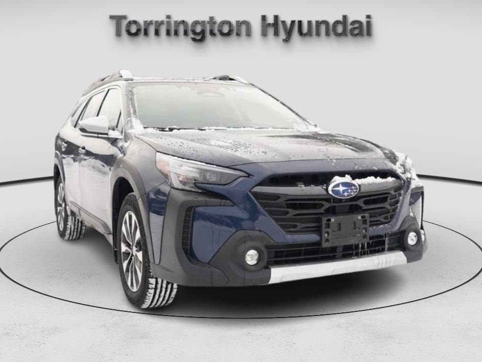 2023 Subaru Outback Touring's photo
