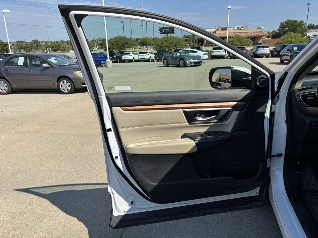 2022 Honda CR-V Hybrid EX-L photo 9