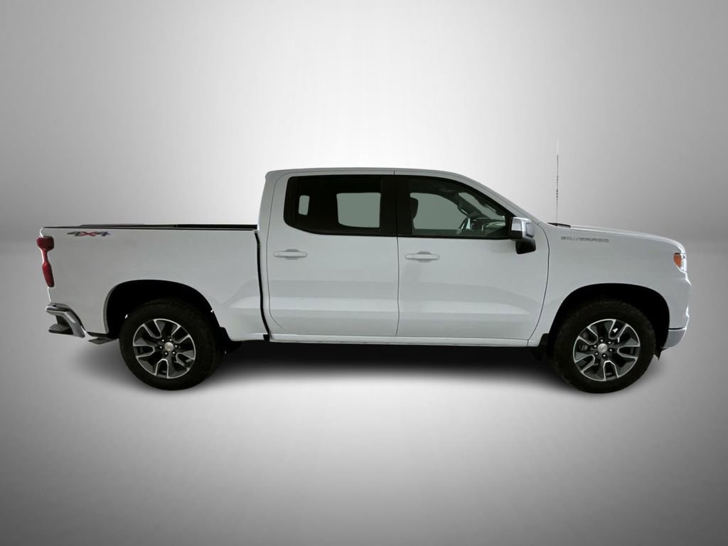 2026 Chevrolet Silverado 1500 LT photo 4