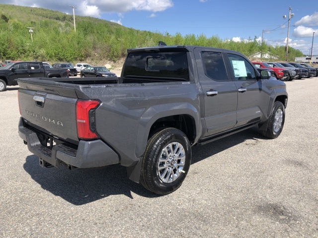 2025 Toyota Tacoma Limited photo 3