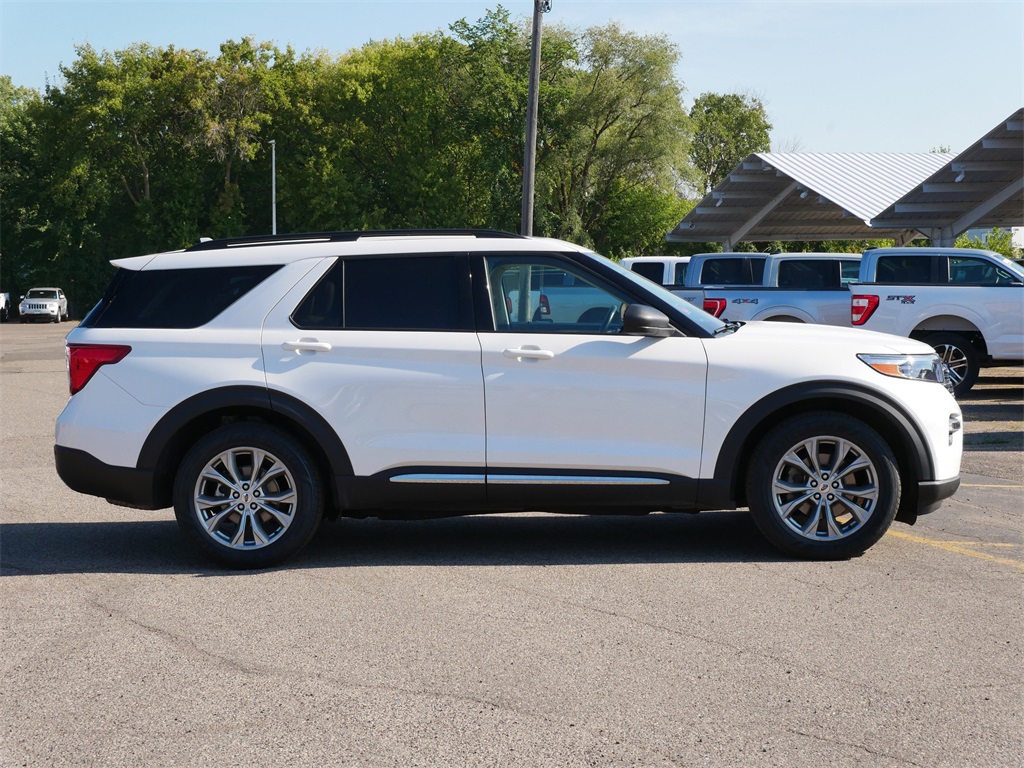 Used 2020 Ford Explorer XLT with VIN 1FMSK8DHXLGB05704 for sale in White Bear Lake, Minnesota