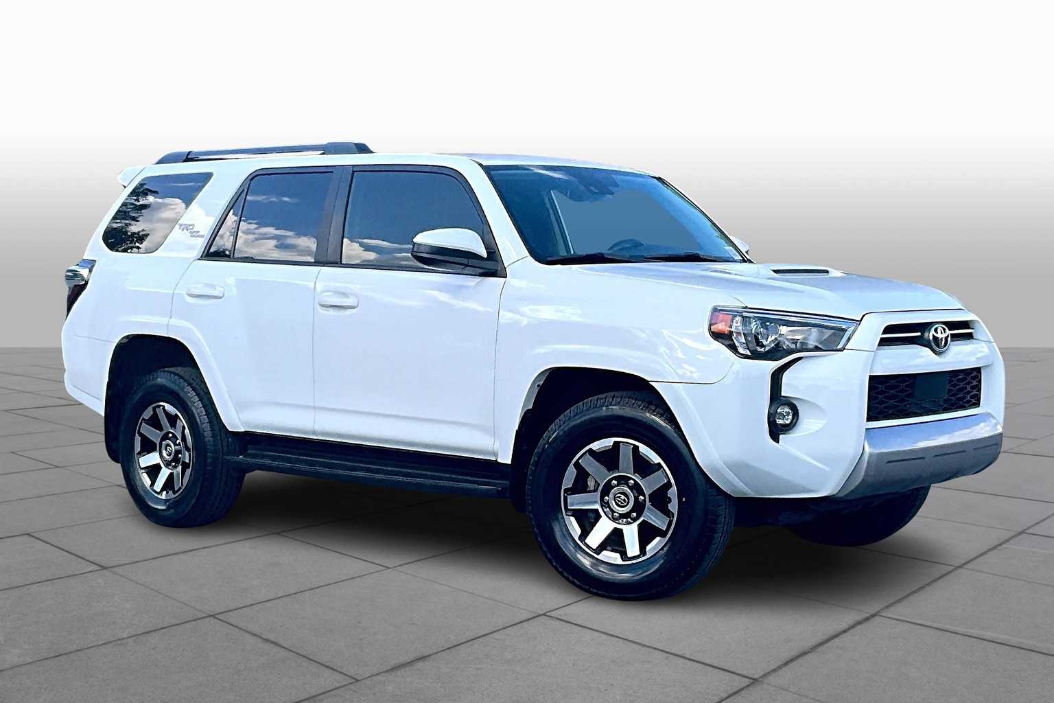 2024 Toyota 4Runner TRD 4WD photo 2