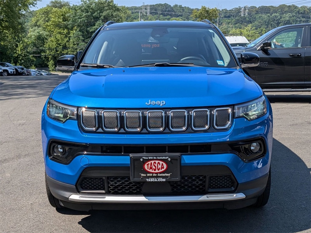 2022 Jeep Compass Limited photo 9