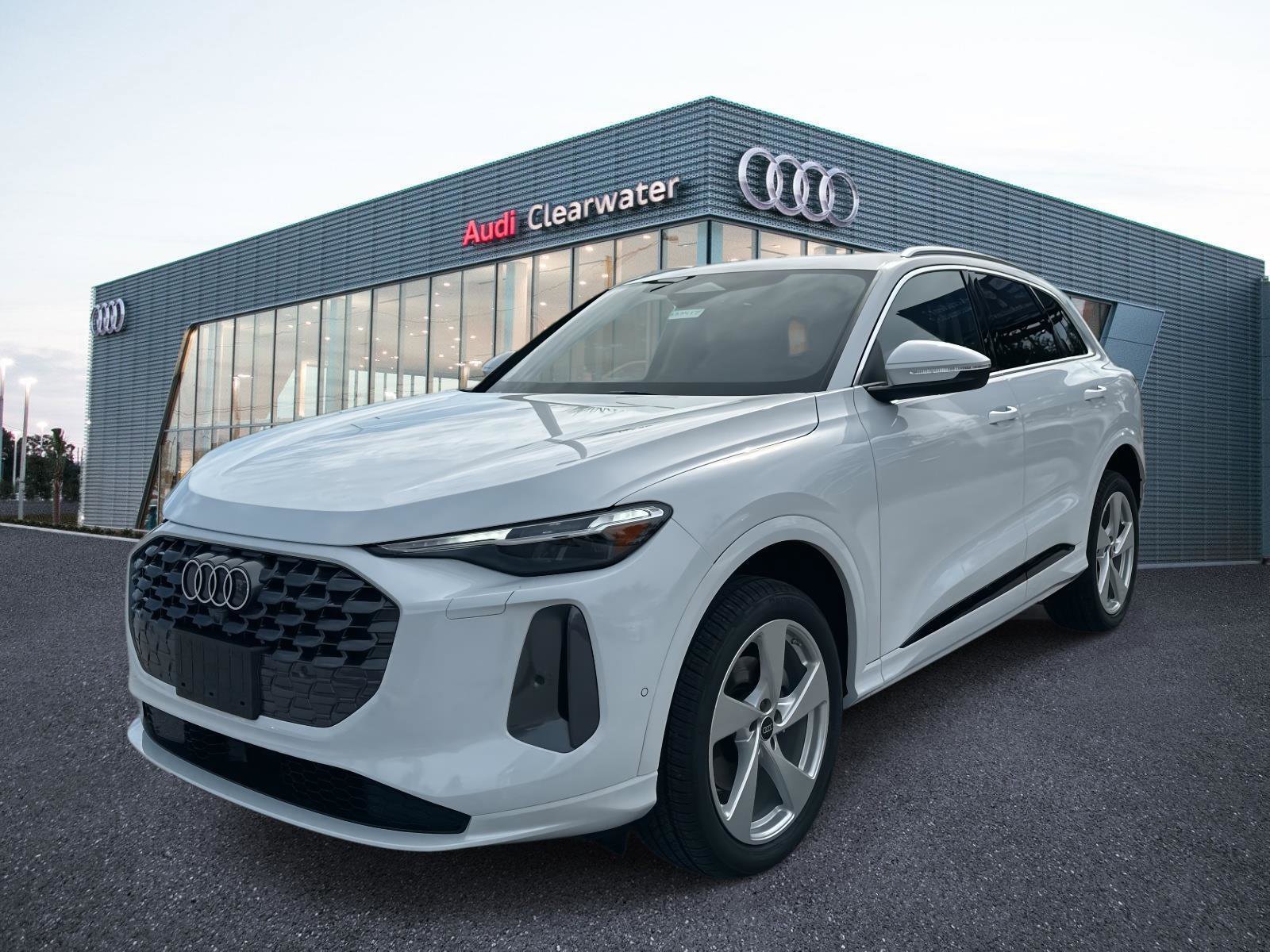 2025 Audi New Q5 Premium Plus's photo