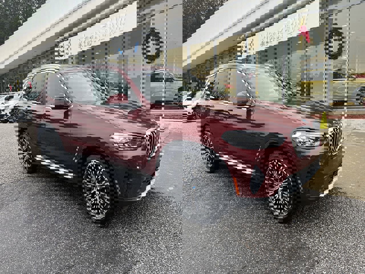 2022 BMW X3 30i's photo