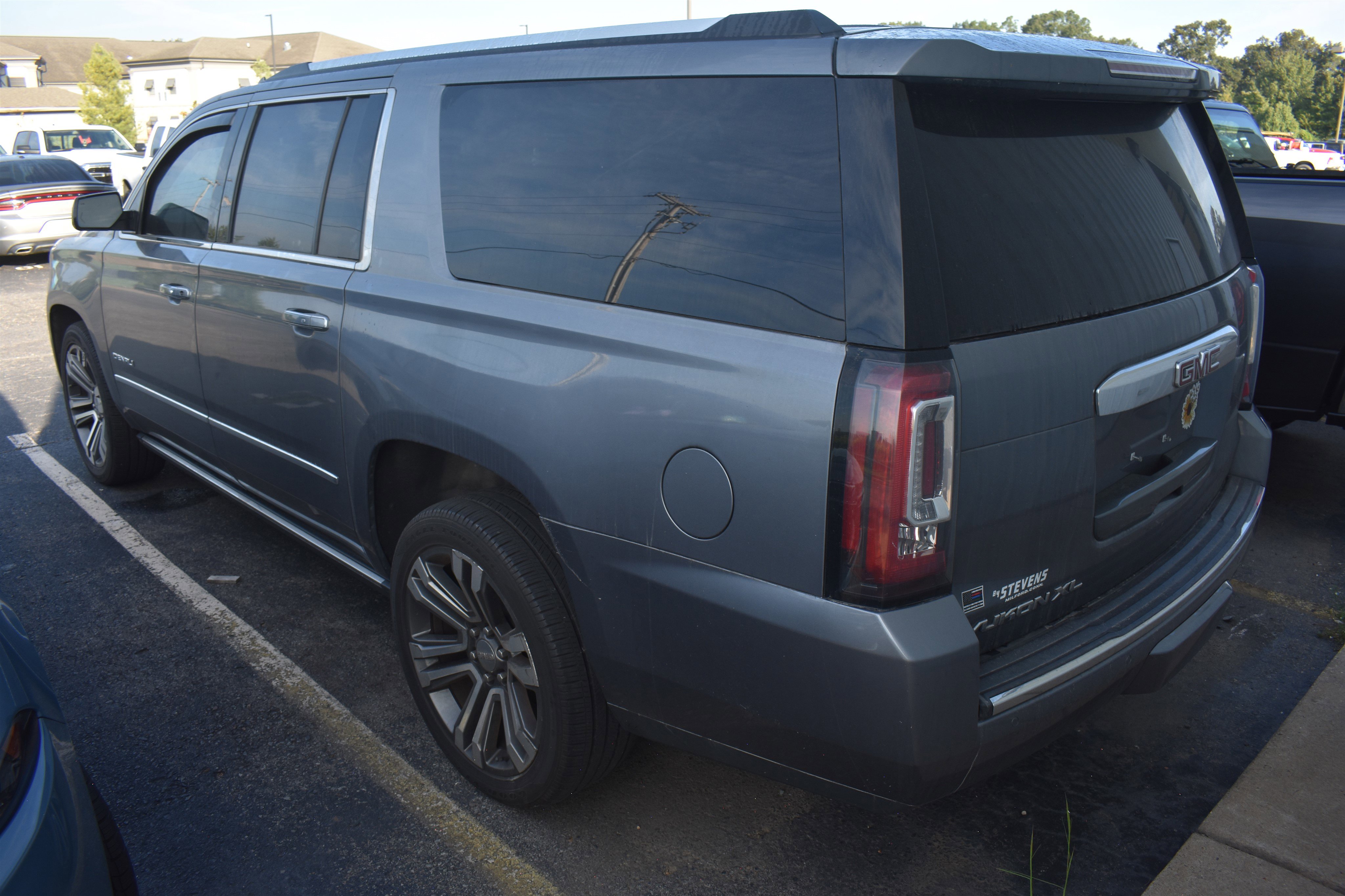 2019 Gmc Yukon XL Denali photo 4