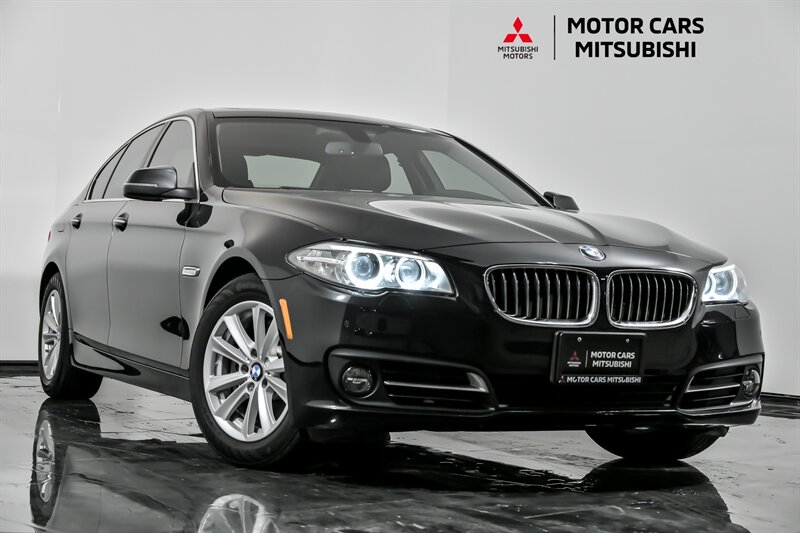 2016 BMW 5 Series 528i's photo