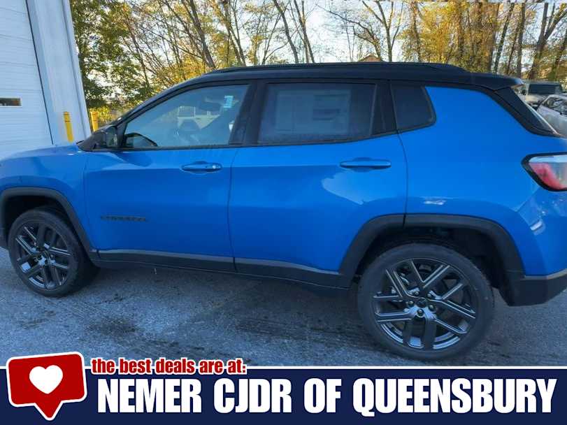 2026 Jeep Compass Limited Altitude photo 4