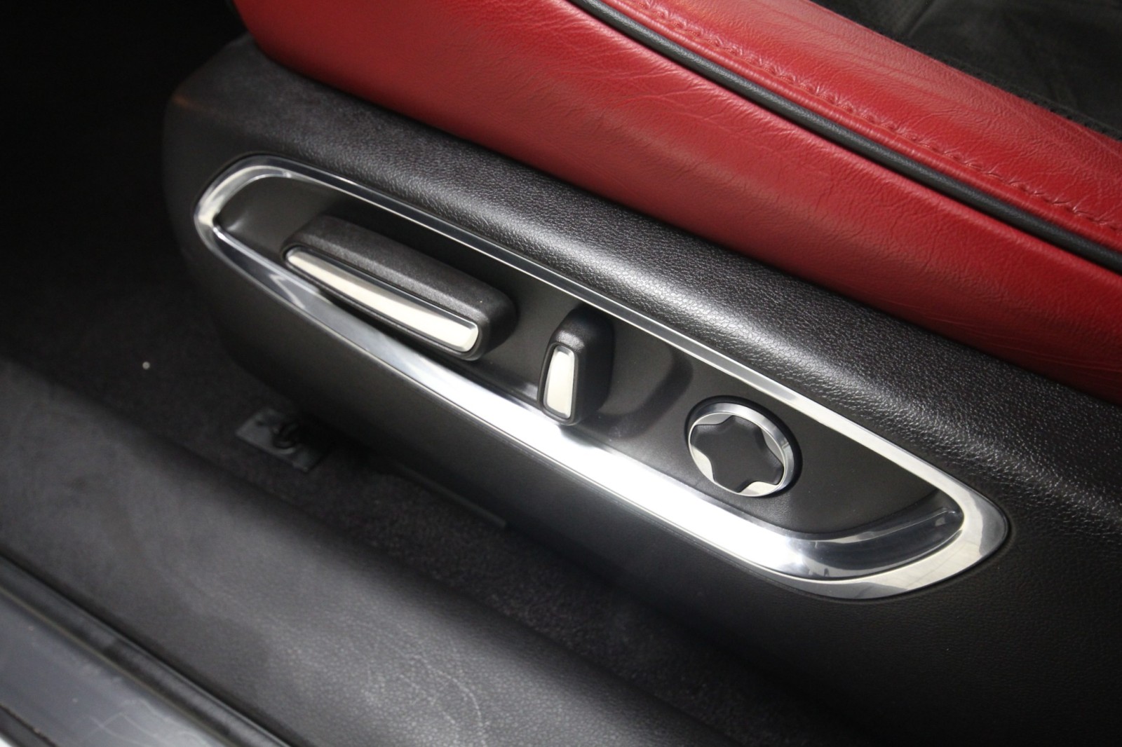 2020 Acura MDX A-Spec SH-AWD photo 39