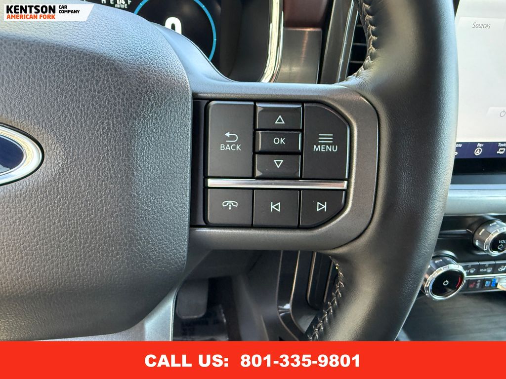 2022 Ford F-150 Lariat photo 17