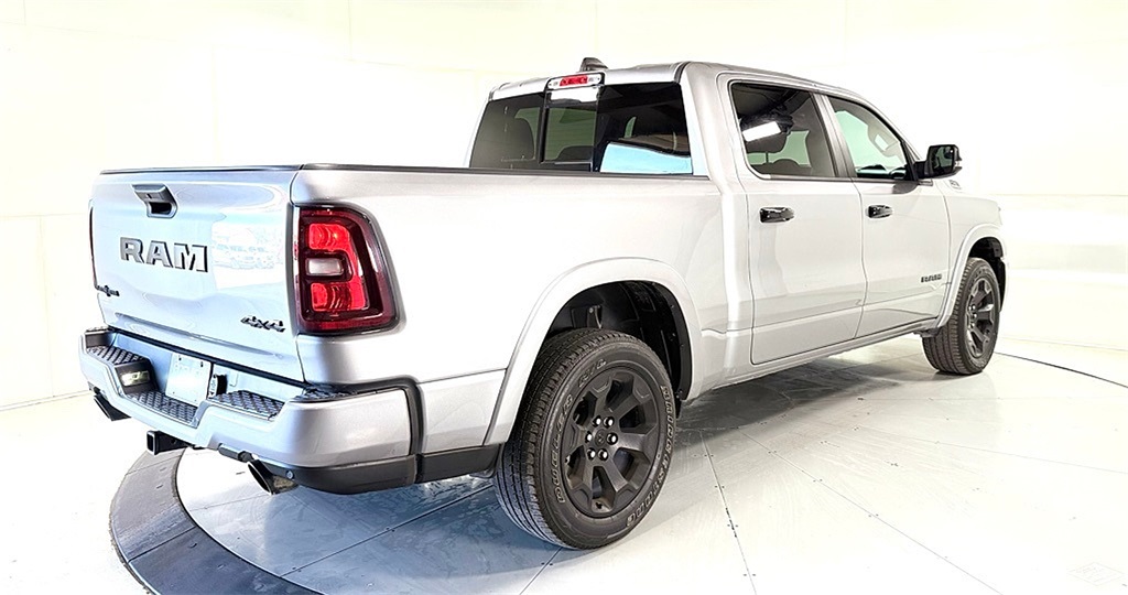 2025 Ram 1500 Big Horn Lone Star photo 3