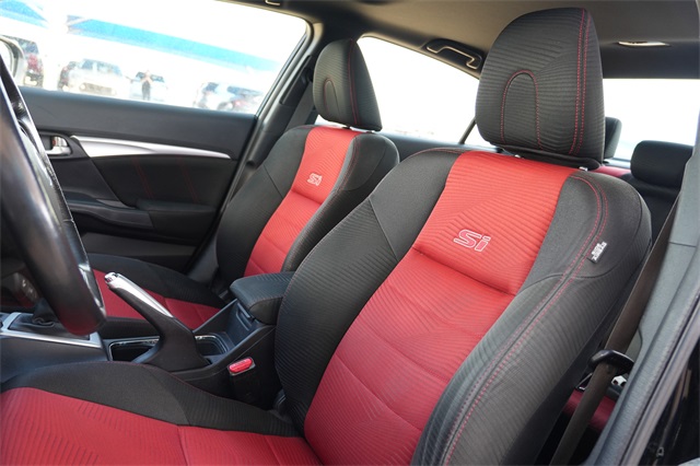 2015 Honda Civic Si photo 17